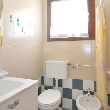 Amazing In With Balcony Апартаменты Бибионе